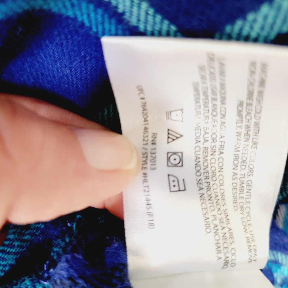 Woolrich Plaid Flannel Button Down Size Small - image 8